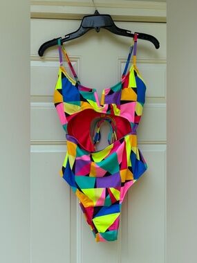 No Boundaries Womens Cheeky One Piece Swimsuit Size L Multicolor Geometric New